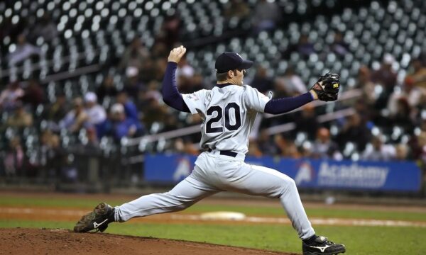 base ball player throwing ball