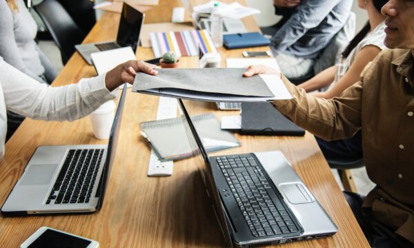 handing file over table